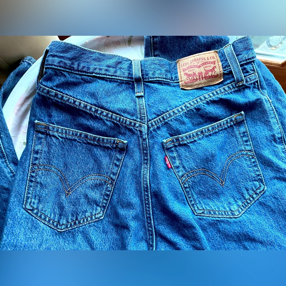 Levi’s High Waisted Straight Jeans